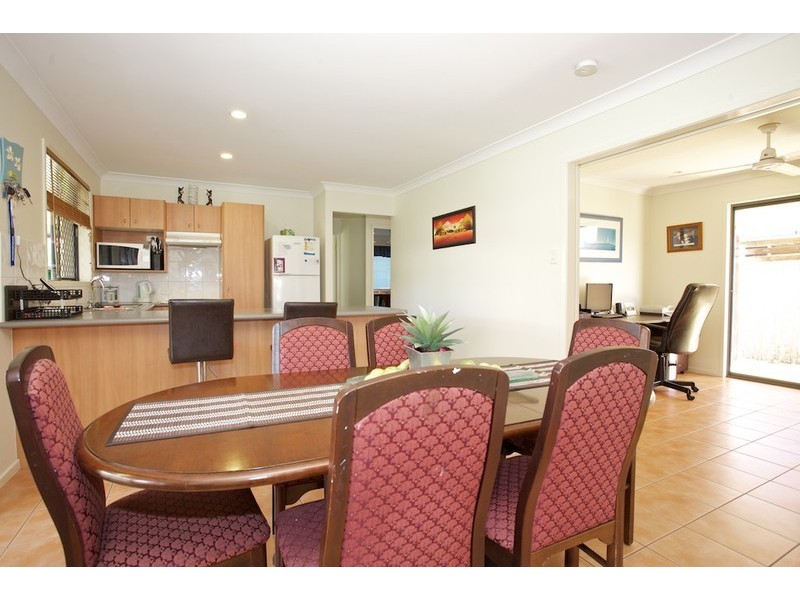 3 Bernays Court, Rothwell QLD 4022