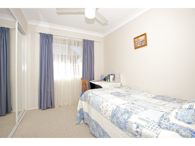 1/18 Eversleigh Road, Scarborough QLD 4020