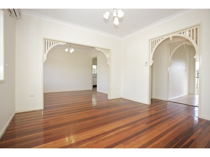 35 Alfred Street, Woody Point QLD 4019