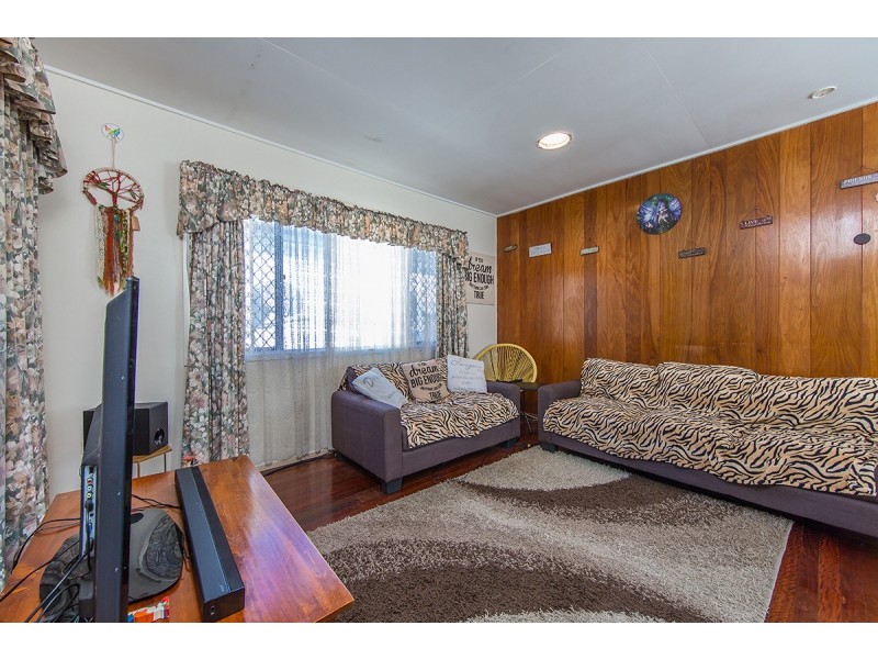 89 Longland Street, Redcliffe QLD 4020