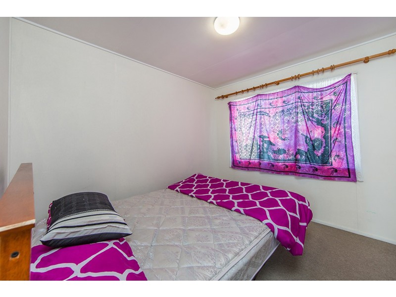 89 Longland Street, Redcliffe QLD 4020