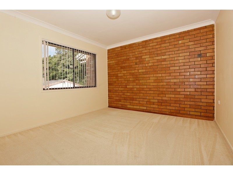 2/25 Annie Street, Woody Point QLD 4019