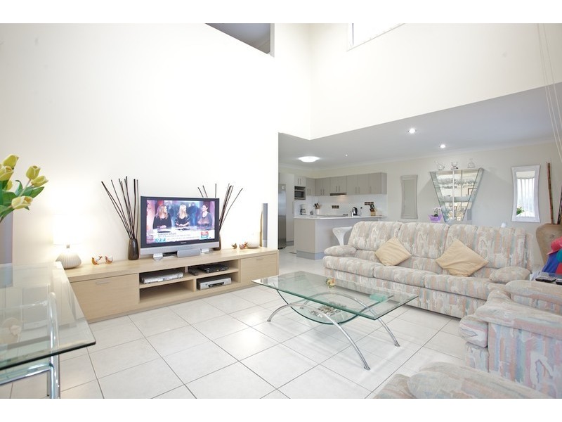 8/13-15 Lane Street, Clontarf QLD 4019