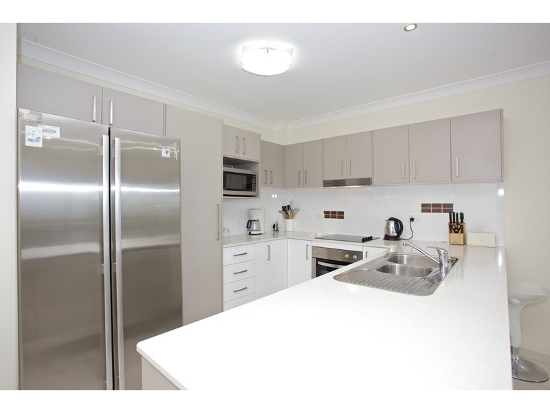 8/13-15 Lane Street, Clontarf QLD 4019