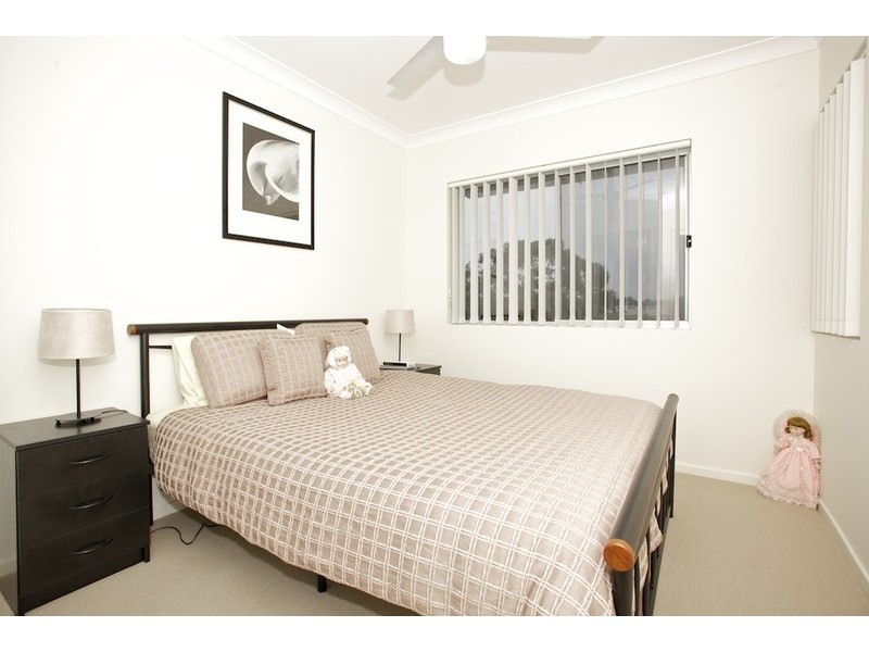8/13-15 Lane Street, Clontarf QLD 4019