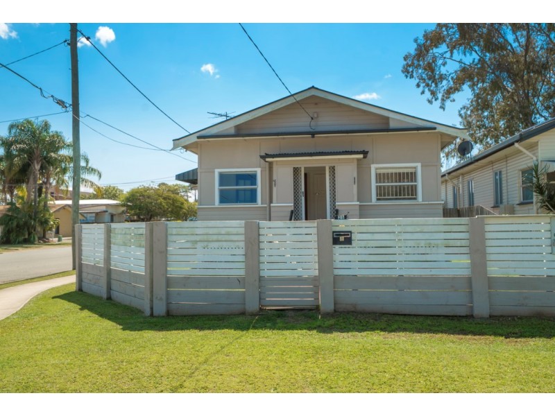 25 View Street, Woody Point QLD 4019