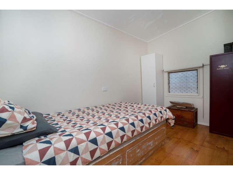 25 View Street, Woody Point QLD 4019