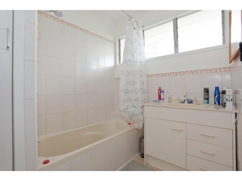 4 Whelan Street, Margate QLD 4019