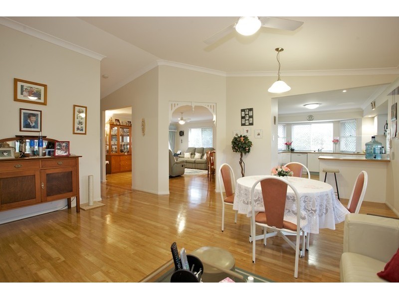 8 Townsville Crescent, Deception Bay QLD 4508