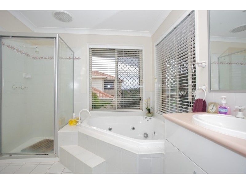 8 Townsville Crescent, Deception Bay QLD 4508