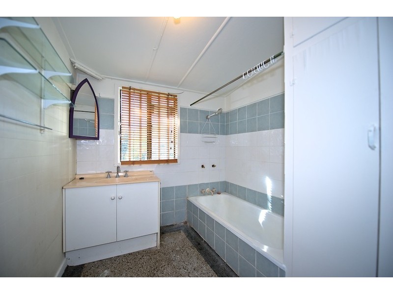 190 Hornibrook Esplanade, Woody Point QLD 4019