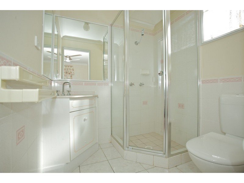 5 Shangri-La Court, Rothwell QLD 4022