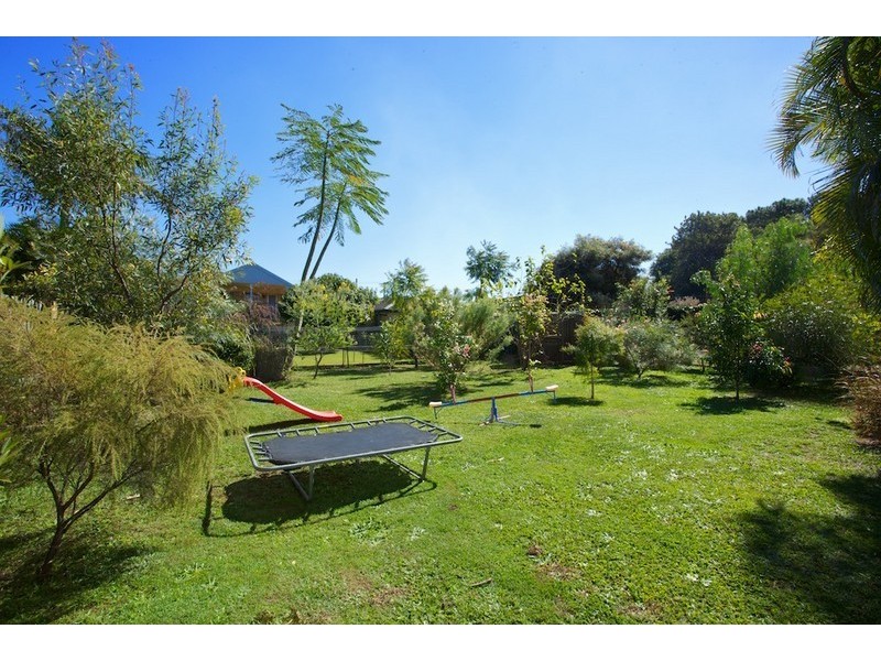 6 Joanna Street, Clontarf QLD 4019