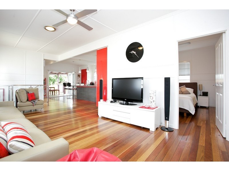 535 Oxley Avenue, Redcliffe QLD 4020