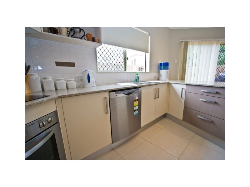 4/23 Tilley Street, Redcliffe QLD 4020