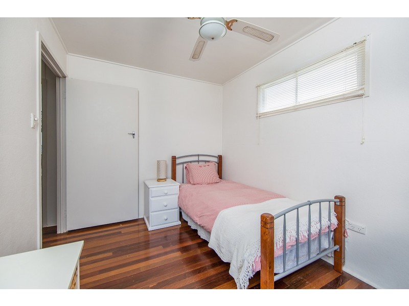 17 Ada Street, Margate QLD 4019