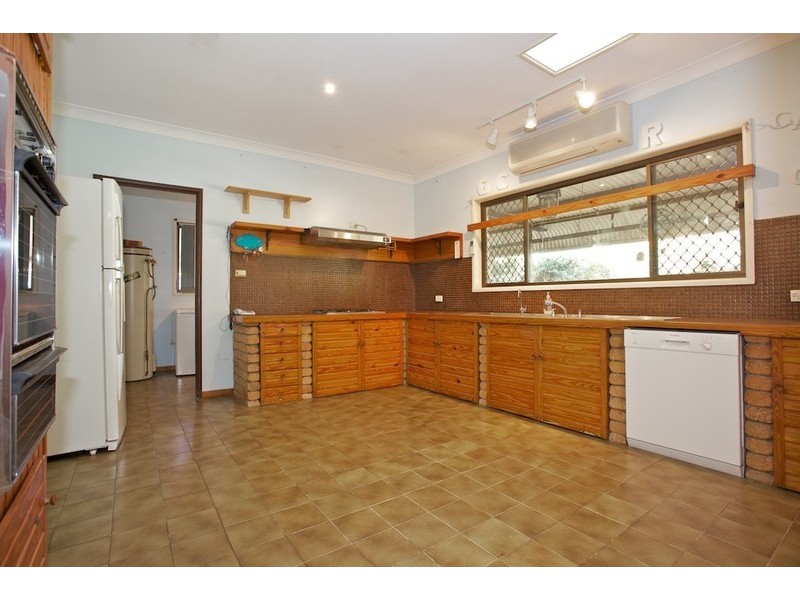40 Chestnut Drive, Murrumba Downs QLD 4503