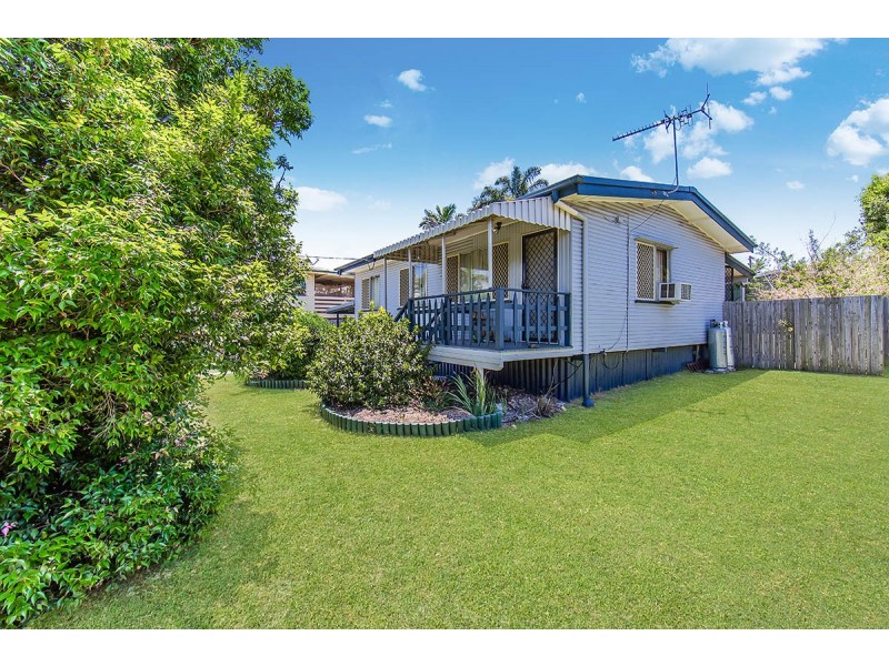 8 Kroll Street, Kippa-ring QLD 4021