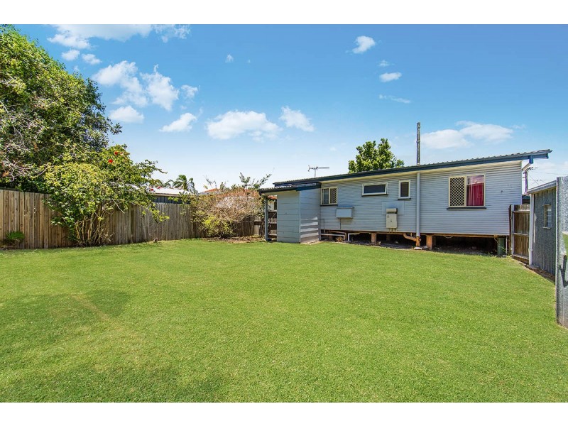 8 Kroll Street, Kippa-ring QLD 4021
