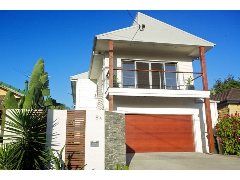 8a Donald Street, Woody Point QLD 4019