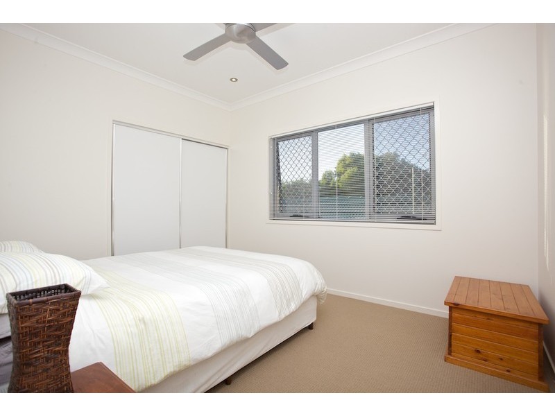 8a Donald Street, Woody Point QLD 4019