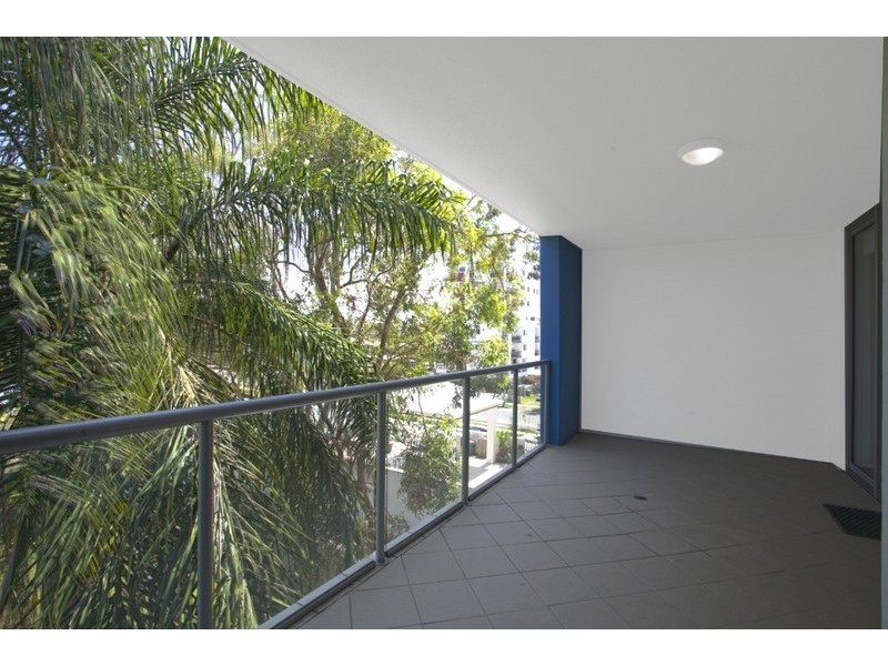 307/89 Landsborough Avenue, Scarborough QLD 4020