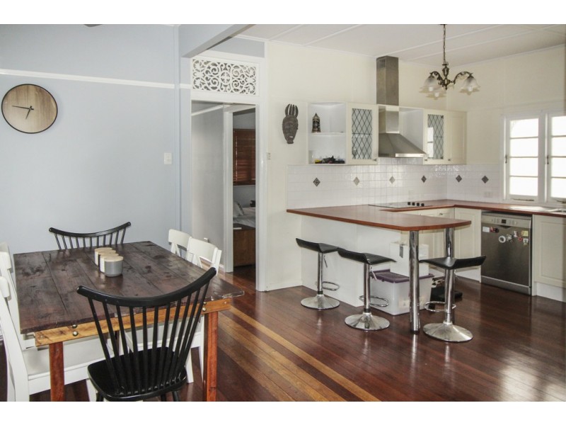 24 Donald Street, Woody Point QLD 4019