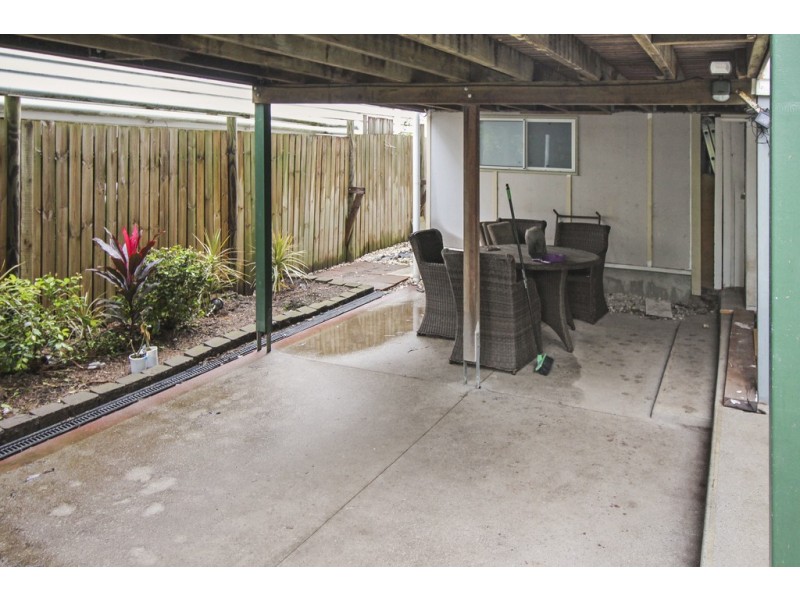 24 Donald Street, Woody Point QLD 4019