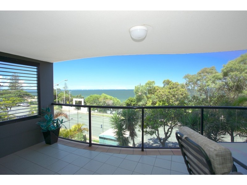 8/55 Marine Parade, Redcliffe QLD 4020