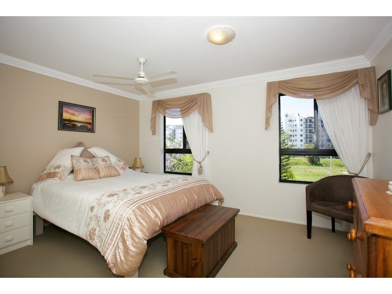 8/55 Marine Parade, Redcliffe QLD 4020