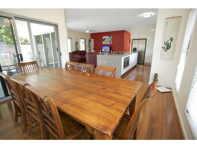 4 Harriet Street, Clontarf QLD 4019