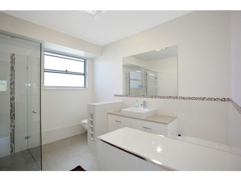 4 Harriet Street, Clontarf QLD 4019