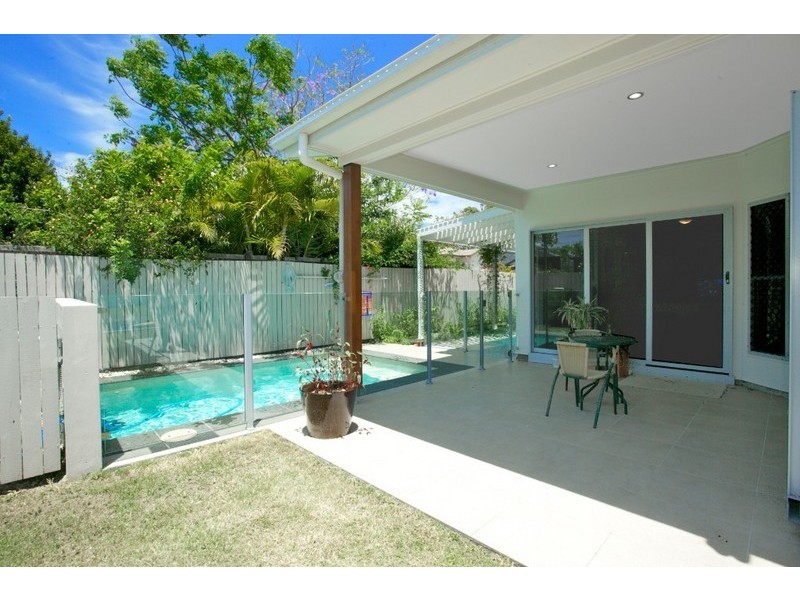 4 Harriet Street, Clontarf QLD 4019