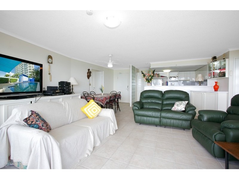 27/77 Marine Parade, Redcliffe QLD 4020