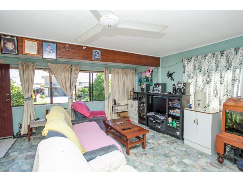 8 Leonard Street, Margate QLD 4019