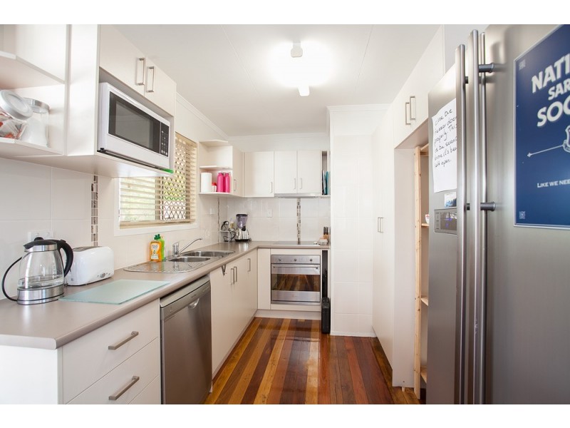 13 Bellevue Terrace, Redcliffe QLD 4020