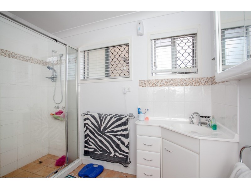 13 Bellevue Terrace, Redcliffe QLD 4020