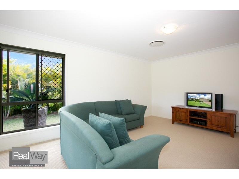 1 Jemma Street, Rothwell QLD 4022