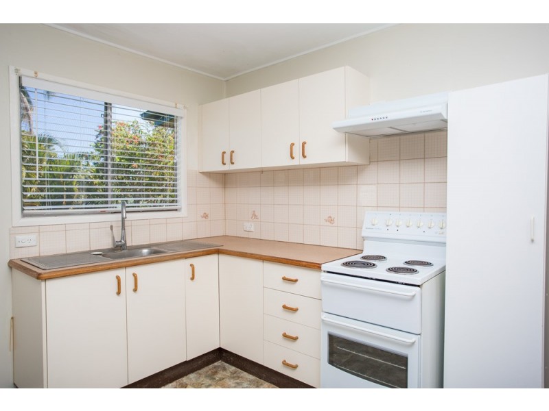 6 Tainton Street, Clontarf QLD 4019