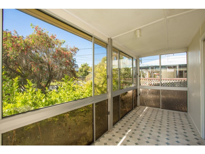 6 Tainton Street, Clontarf QLD 4019