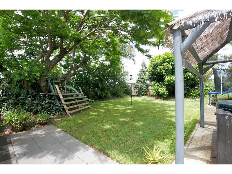 83 Thomas Street, Clontarf QLD 4019