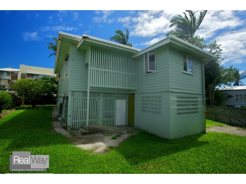 21 Langdon Avenue, Margate QLD 4019