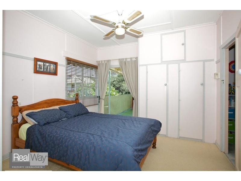 21 Langdon Avenue, Margate QLD 4019