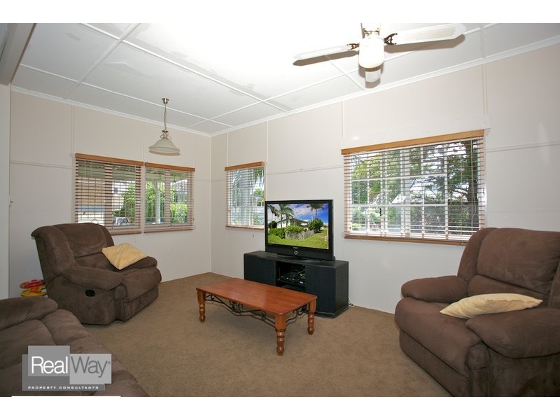 21 Langdon Avenue, Margate QLD 4019