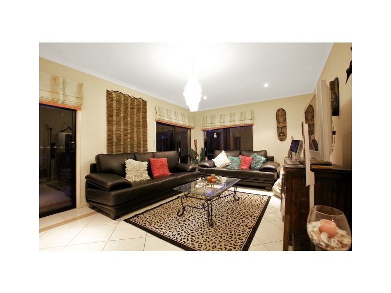 60 Finnegan Street, Rothwell QLD 4022