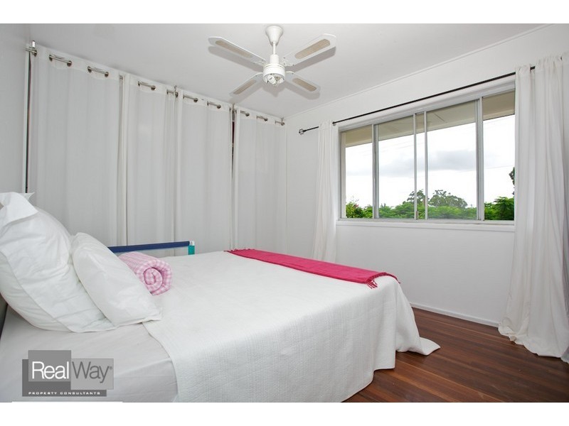 3 Deborah Street, Clontarf QLD 4019