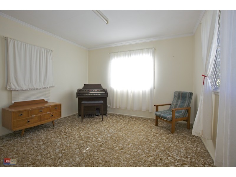 110 King Street, Woody Point QLD 4019