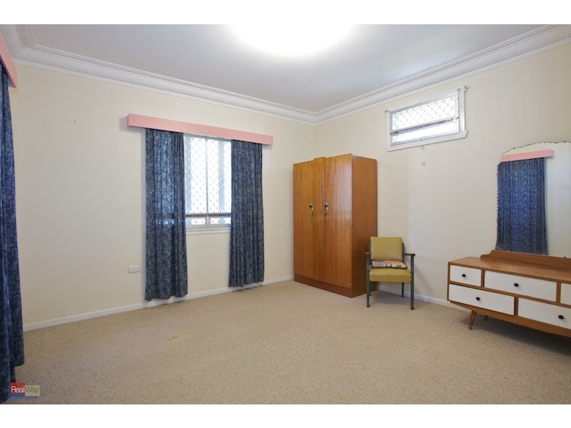 110 King Street, Woody Point QLD 4019