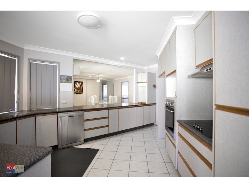 8 Duchess Street, Clontarf QLD 4019