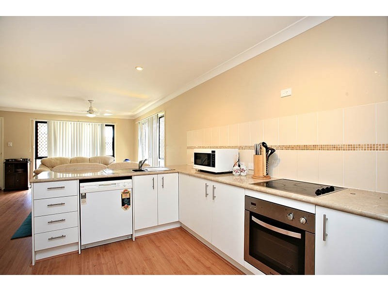 7/5 Bramble Street, Woody Point QLD 4019